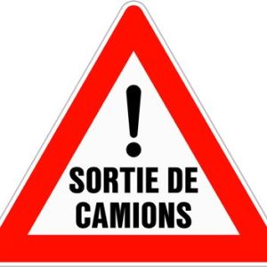 "A,21"  P. CHANTIER TRIANGLE  900mm, PLAT"SORTIE DE CAMION"