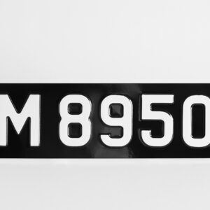 PLAQUE IMMATRICULATION  N/B  340 mm AV************* ATTENTION ANCIEN MODELE ***************