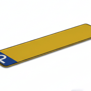 PLAQUE  "P" PARKING  JAUNE RF  520 x 110 mm (max 7 caractéres)